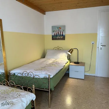 펜션 Hadassa Uetendorf